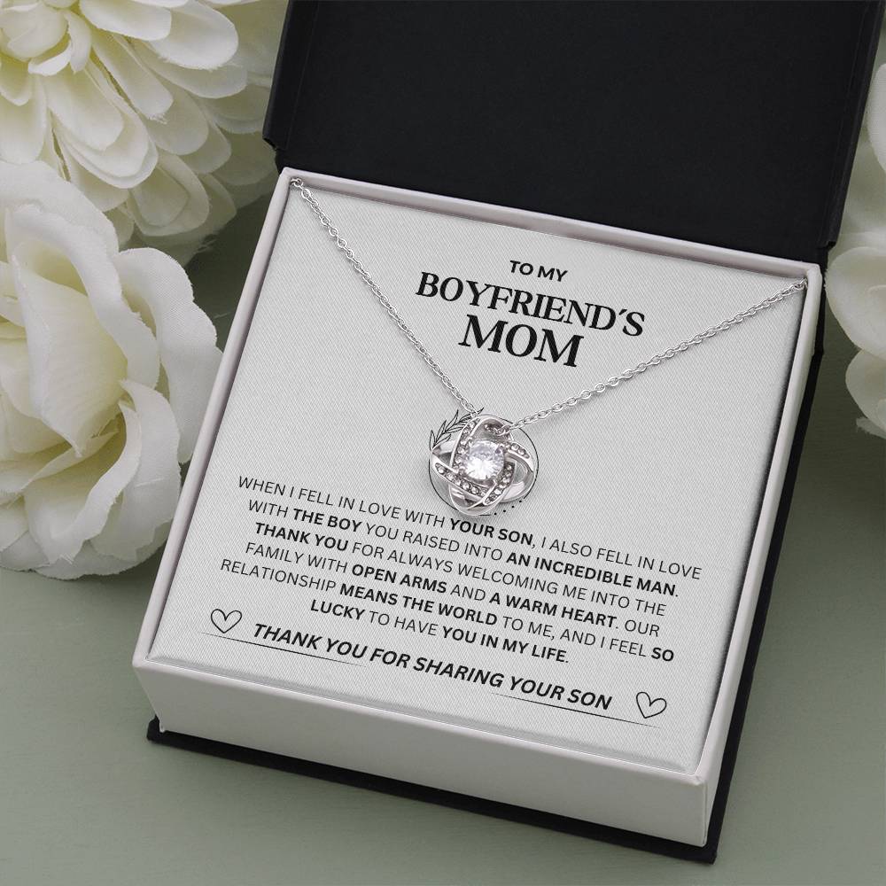 Boyfriend's Mom Love Knot Necklace - Standard Box