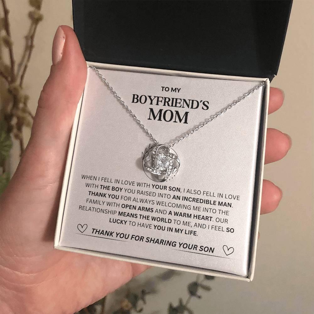 Boyfriend's Mom Love Knot Necklace - Standard Box