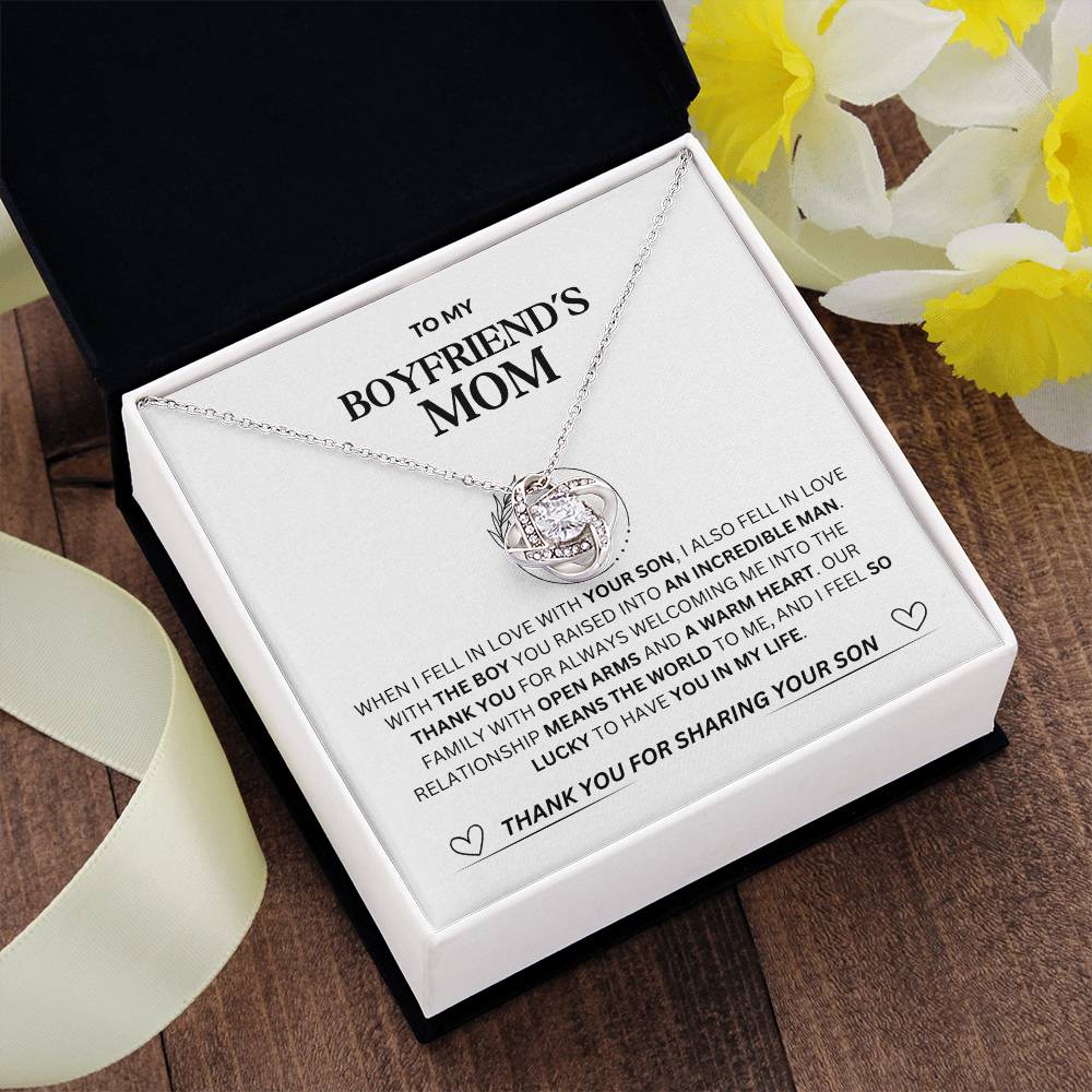 Boyfriend's Mom Love Knot Necklace - Standard Box