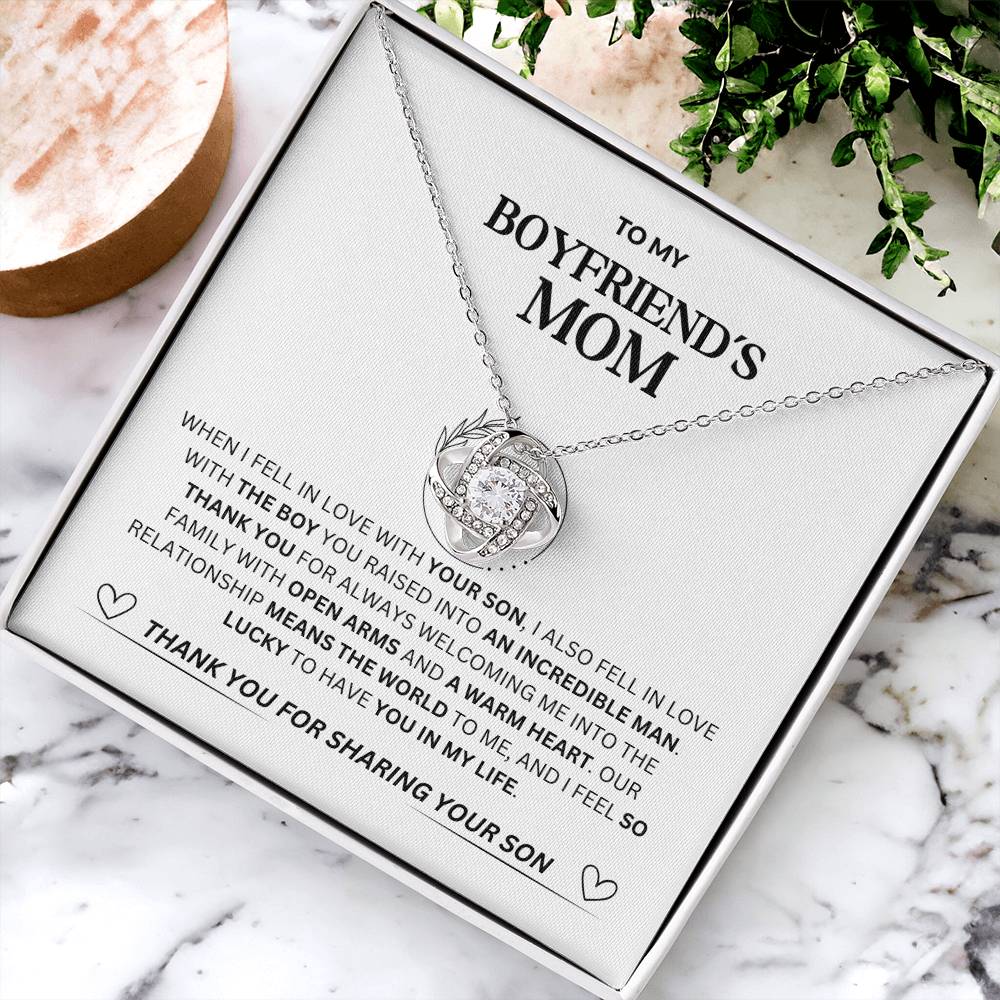Boyfriend's Mom Love Knot Necklace - Standard Box